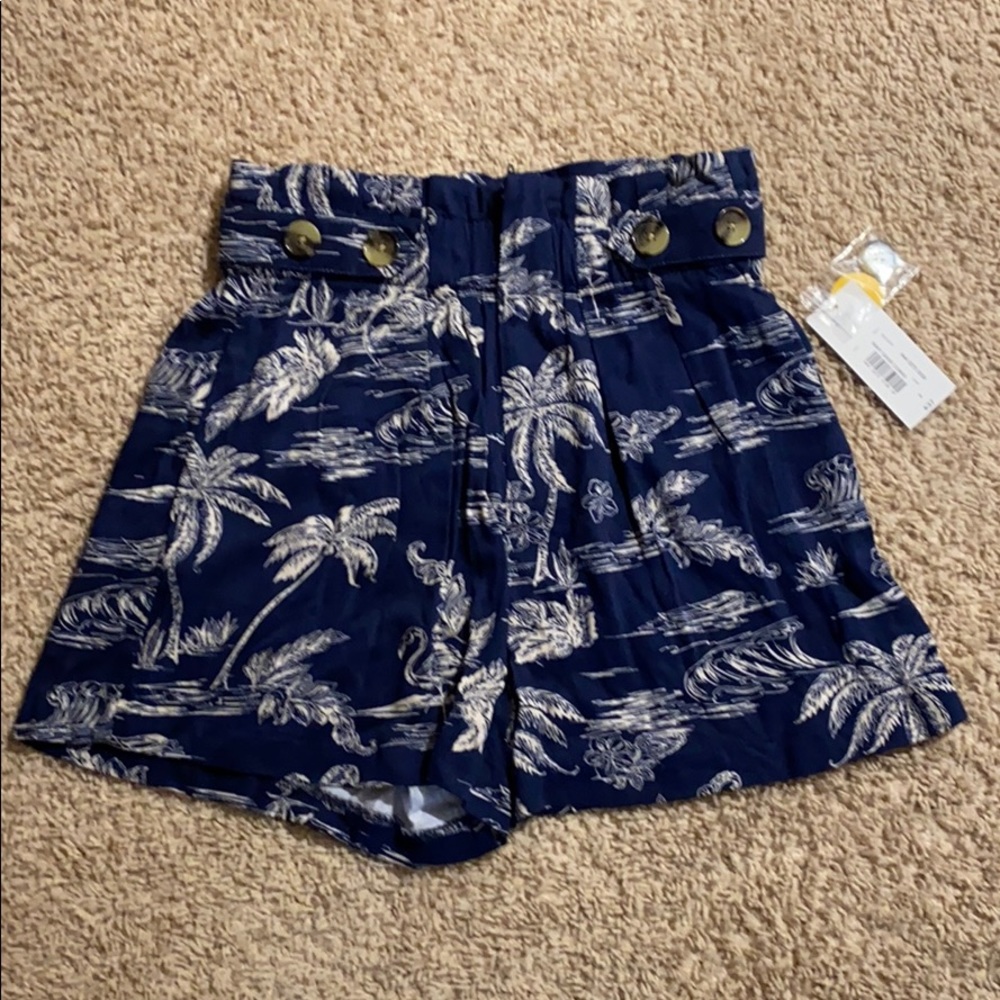 Woman’s Shorts